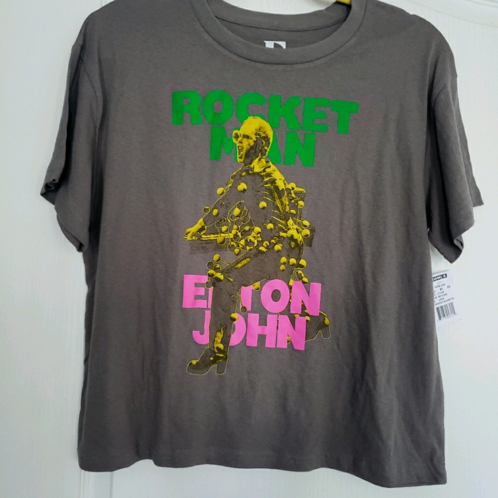 Elton John tee